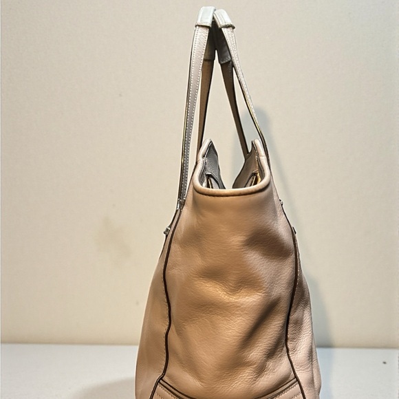 Coach Taylor Alexis Leather Carryall tote in champagne beige. EUC - Picture 5 of 7